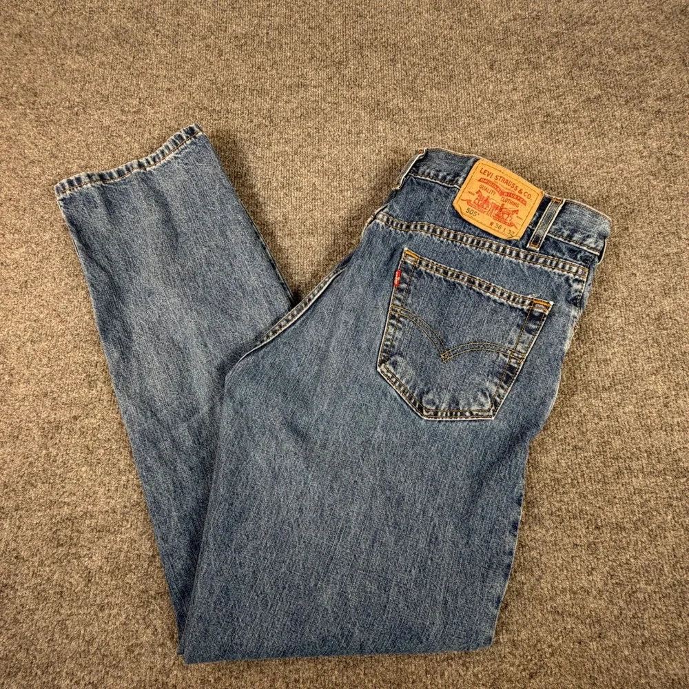 Levis 505 Regular Fit Mens‎ Jeans 36x32 Blue Straight Leg Denim 00505-0216 #2299